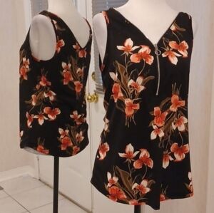 4/$60 Sleeveless Floral Blouse - Size Small